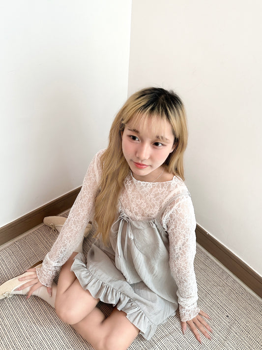 花花蕾絲上衣