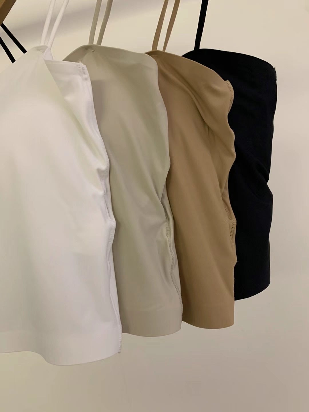 ♔ 皇牌 ۰ 親膚露背Bra Top